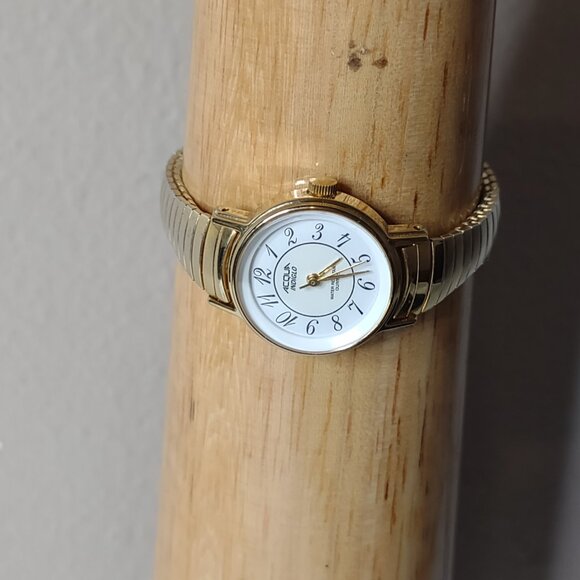 6 Inch Acqua Indiglo Stretch Watch With White Dial - Picture 2 of 13